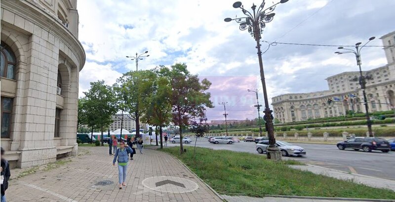 Vanzare apartament de 4 camere la Casa Poporului-stradal